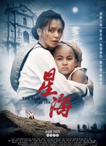 近日他正在拍摄最新史诗大片《出埃及记》，首批片场照片新鲜出炉。